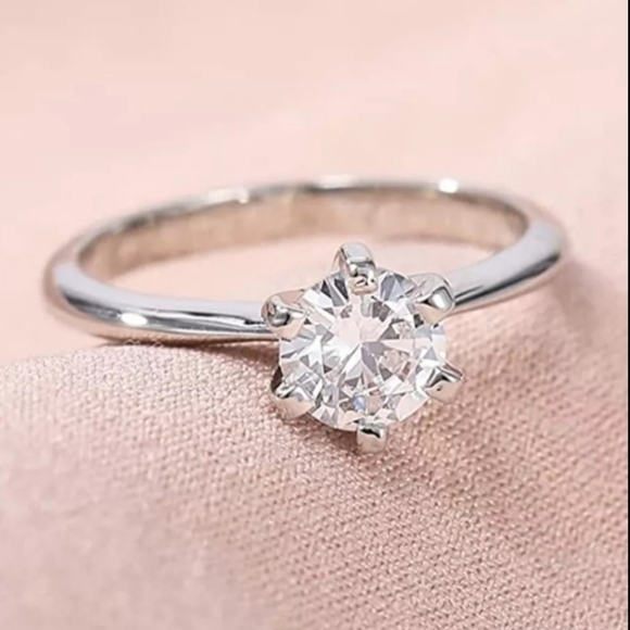 Certified 0.50ct. t.w. Moissanite Solitaire Ring NEW - Picture 3 of 12